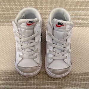 Nike blazer Mid 77 toddler White and Gray Sneakers